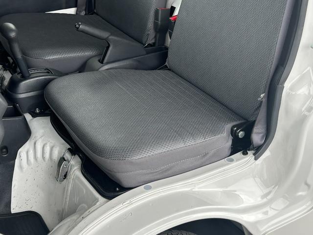 ハイゼットトラック 低温冷蔵冷凍車　－２２℃設定　ダイハツ純正　デンソー冷凍機　片側ドア　リヤロックロッド扉　キーレス　パワーウィンドウ　助手席エアバッグ　ＡＢＳ　９０度ストッパー　樹脂製スノコ　庫内ライト　荷箱カギ（33枚目）