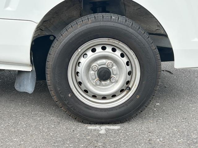 ハイゼットトラック 低温冷蔵冷凍車　－２２℃設定　ダイハツ純正　デンソー冷凍機　片側ドア　リヤロックロッド扉　キーレス　パワーウィンドウ　助手席エアバッグ　ＡＢＳ　９０度ストッパー　樹脂製スノコ　庫内ライト　荷箱カギ（47枚目）