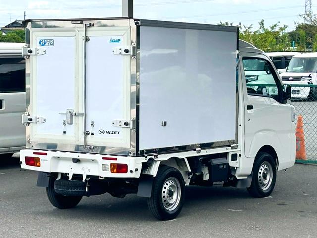 ハイゼットトラック ４ＷＤ　低温冷蔵冷凍車　－２２℃設定　ダイハツ純正　デンソー冷凍機　片側ドア　リヤロックロッド扉　キーレス　パワーウィンドウ　ＥＴＣ　助手席エアバッグ　ＡＢＳ　９０度ストッパー　樹脂製スノコ　庫内ライト　荷箱カギ（14枚目）