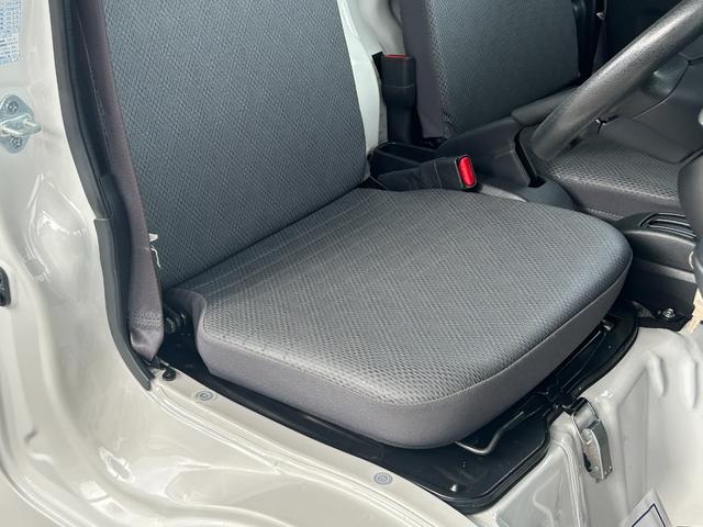 ハイゼットトラック ４ＷＤ　低温冷蔵冷凍車　－２２℃設定　ダイハツ純正　デンソー冷凍機　片側ドア　リヤロックロッド扉　キーレス　パワーウィンドウ　ＥＴＣ　助手席エアバッグ　ＡＢＳ　９０度ストッパー　樹脂製スノコ　庫内ライト　荷箱カギ（24枚目）