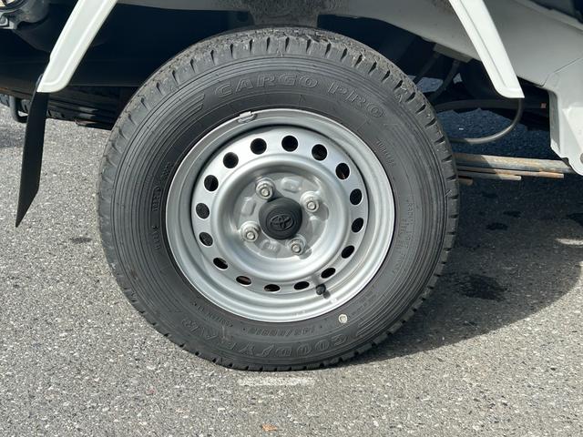 ハイゼットトラック ４ＷＤ　低温冷蔵冷凍車　－２２℃設定　ダイハツ純正　デンソー冷凍機　片側ドア　リヤロックロッド扉　キーレス　パワーウィンドウ　ＥＴＣ　助手席エアバッグ　ＡＢＳ　９０度ストッパー　樹脂製スノコ　庫内ライト　荷箱カギ（49枚目）