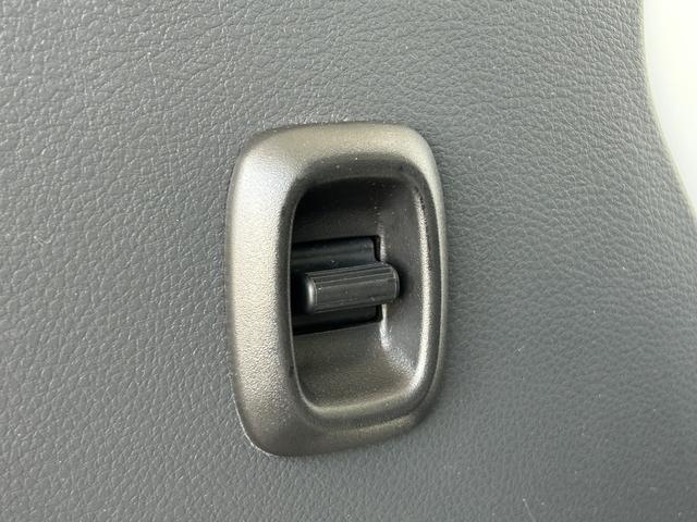 キャリイトラック 冷蔵冷凍車 中温-5℃設定 菱重コールドチェーン2コンプ仕様 菱重コールドチェーン2コンプレッサー冷凍機 薄型エバポレータ 片側スライドドア リヤワンタッチ扉 キーレス PW 助手席エアバッグ ABS 左右90度ストッパー 樹脂製スノコ 庫内ライト 荷箱カギ(37枚目)