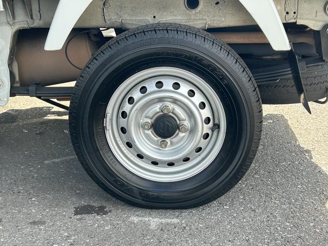 キャリイトラック 冷蔵冷凍車 中温-5℃設定 菱重コールドチェーン2コンプ仕様 菱重コールドチェーン2コンプレッサー冷凍機 薄型エバポレータ 片側スライドドア リヤワンタッチ扉 キーレス PW 助手席エアバッグ ABS 左右90度ストッパー 樹脂製スノコ 庫内ライト 荷箱カギ(45枚目)