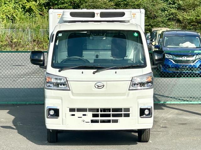 ハイゼットトラック ４ＷＤ　低温冷蔵冷凍車　－２５℃設定　サーマルマスター冷凍機　サーマルマスター２コンプレッサー冷凍機　スーパーカーゴ仕様　スマートアシスト　ＬＥＤパック　省力パック　プッシュスタート　電動格納ミラー　ＥＴＣ　ラッシングレール　床下フック　９０度ストッパー　スノコ（7枚目）