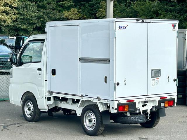 ハイゼットトラック ４ＷＤ　低温冷蔵冷凍車　－２５℃設定　サーマルマスター冷凍機　サーマルマスター２コンプレッサー冷凍機　スーパーカーゴ仕様　スマートアシスト　ＬＥＤパック　省力パック　プッシュスタート　電動格納ミラー　ＥＴＣ　ラッシングレール　床下フック　９０度ストッパー　スノコ（15枚目）
