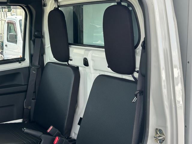 ハイゼットトラック ４ＷＤ　低温冷蔵冷凍車　－２５℃設定　サーマルマスター冷凍機　サーマルマスター２コンプレッサー冷凍機　スーパーカーゴ仕様　スマートアシスト　ＬＥＤパック　省力パック　プッシュスタート　電動格納ミラー　ＥＴＣ　ラッシングレール　床下フック　９０度ストッパー　スノコ（38枚目）