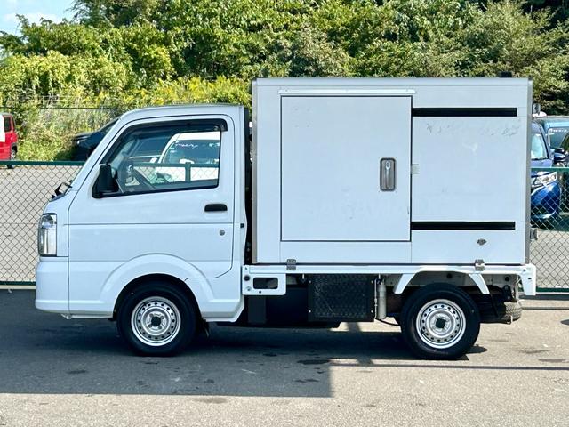 キャリイトラック ４ＷＤ　低温冷蔵冷凍車　－２０℃設定　キャリイ食品シリーズ　片側スライドドア　リヤロックロット扉　キーレス　パワーウィンドウ　バックカメラ　助手席エアバッグ　ＡＢＳ　左右９０度ストッパー　保冷カーテン　スノコ　庫内ライト　荷箱カギ（10枚目）
