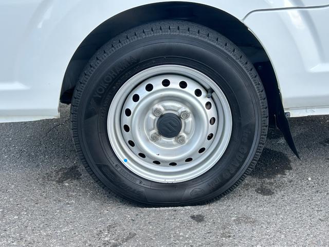 キャリイトラック ４ＷＤ　低温冷蔵冷凍車　－２０℃設定　キャリイ食品シリーズ　片側スライドドア　リヤロックロット扉　キーレス　パワーウィンドウ　バックカメラ　助手席エアバッグ　ＡＢＳ　左右９０度ストッパー　保冷カーテン　スノコ　庫内ライト　荷箱カギ（49枚目）