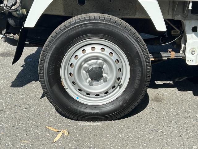 キャリイトラック 4WD 低温冷蔵冷凍車 -20℃設定 キャリイ食品シリーズ サーモキング冷凍機 片側スライドドア リヤロックロッド扉 キーレス PW バックカメラ ETC 助手席エアバッグ ABS 90度ストッパー 保冷カーテン 樹脂製スノコ 庫内ライト(52枚目)