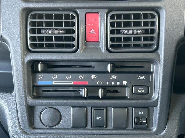 NISSAN NT100CLIPPER TRUCK
