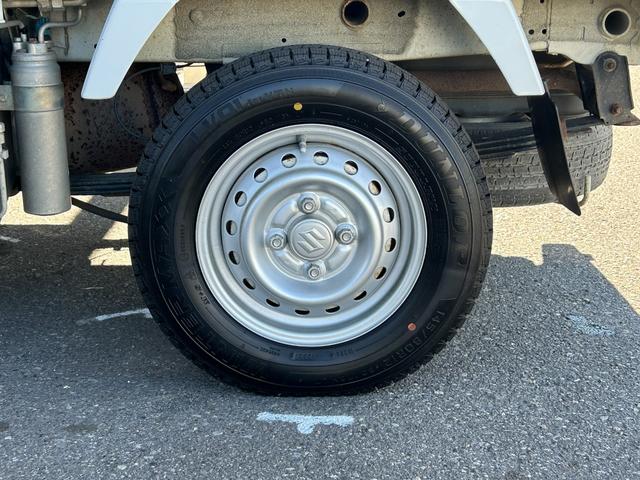 キャリイトラック ４ＷＤ　低温冷蔵冷凍車　－２０℃設定　キャリイ食品シリーズ　片側スライドドア　リヤロックロッド扉　キーレス　パワーウィンドウ　バックカメラ　助手席エアバッグ　ＡＢＳ　スノコ　９０度ストッパー　保冷カーテン　庫内ライト　荷箱カギ（49枚目）