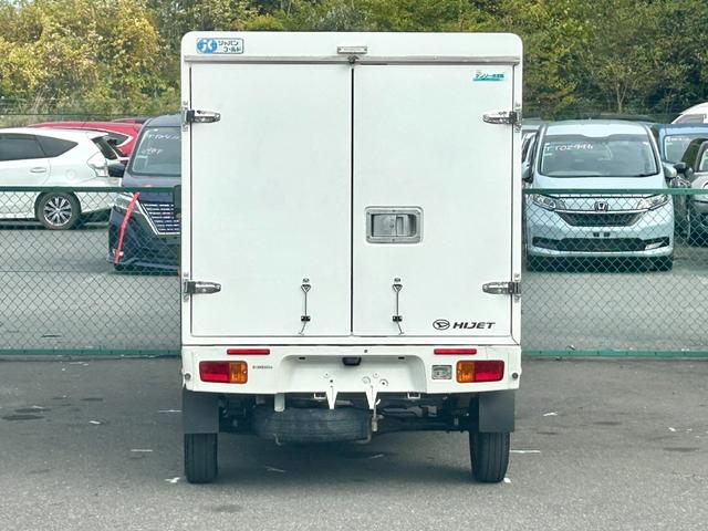 ハイゼットトラック FRP中温冷蔵冷凍車 -7℃設定 デンソー冷凍機 片側スライドドア リヤワンタッチ扉 バックカメラ 助手席エアバッグ ABS 90度ストッパー 樹脂製スノコ 庫内ライト 荷箱カギ(13枚目)
