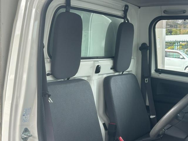 ハイゼットトラック FRP中温冷蔵冷凍車 -7℃設定 デンソー冷凍機 片側スライドドア リヤワンタッチ扉 バックカメラ 助手席エアバッグ ABS 90度ストッパー 樹脂製スノコ 庫内ライト 荷箱カギ(23枚目)