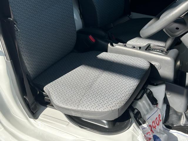 キャリイトラック 低温冷蔵冷凍車　－３０℃設定　　薄箱５０ｍｍ　菱重コールドチェーン冷凍機　２コンプレッサー仕様　片側スライドドア　リヤワンタッチ扉　ＥＴＣ　助手席エアバッグ　ＡＢＳ　左右９０度ストッパー　保冷カーテン　樹脂製スノコ　庫内ライト　荷箱カギ（25枚目）