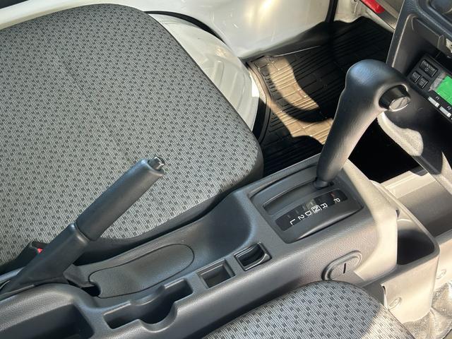 キャリイトラック 低温冷蔵冷凍車　－３０℃設定　　薄箱５０ｍｍ　菱重コールドチェーン冷凍機　２コンプレッサー仕様　片側スライドドア　リヤワンタッチ扉　ＥＴＣ　助手席エアバッグ　ＡＢＳ　左右９０度ストッパー　保冷カーテン　樹脂製スノコ　庫内ライト　荷箱カギ（30枚目）