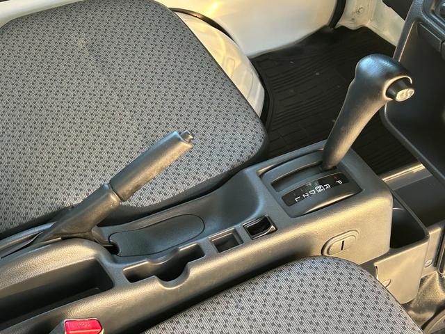 キャリイトラック 低温冷蔵冷凍車　－２０℃設定　キャリイ食品シリーズ　片側ドア　キャリイ食品シリーズ　サーモキング冷凍機　片側スライドドア　リヤロックロッド扉　キーレス　パワーウィンドウ　ＥＴＣ　スノコ　庫内ライト　荷箱カギ（28枚目）