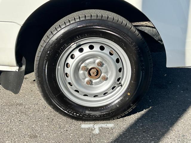 ハイゼットトラック ４ＷＤ　ＦＲＰ中温冷蔵冷凍車　－７℃設定　デンソー冷凍機　ダイハツ純正　両側スライドドア　リヤワンタッチ扉　助手席エアバッグ　ＡＢＳ　９０度ストッパー　樹脂製スノコ　庫内ライト　荷箱カギ（49枚目）