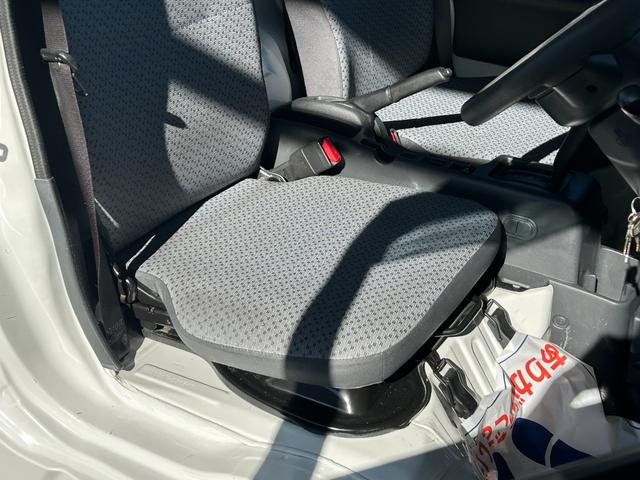 ミニキャブトラック 冷蔵冷凍車 中温-5℃設定 菱重コールドチェーン2コンプ仕様 2コンプレッサー冷凍機 片側スライドドア リヤワンタッチ扉 助手席エアバッグ ABS 90度ストッパー 樹脂製スノコ 庫内ライト 荷箱カギ(24枚目)