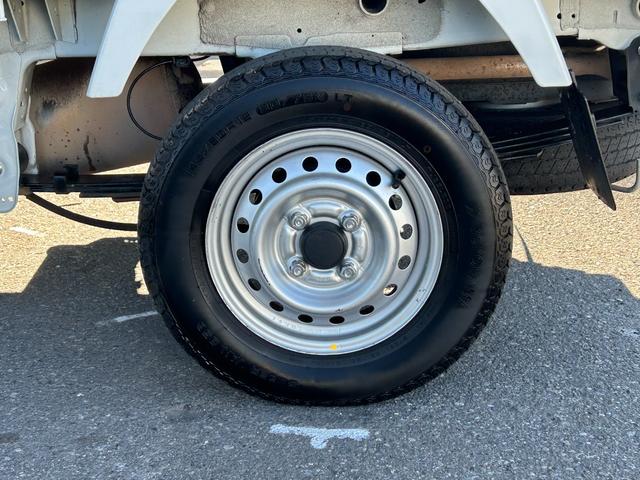 ミニキャブトラック 冷蔵冷凍車 中温-5℃設定 菱重コールドチェーン2コンプ仕様 2コンプレッサー冷凍機 片側スライドドア リヤワンタッチ扉 助手席エアバッグ ABS 90度ストッパー 樹脂製スノコ 庫内ライト 荷箱カギ(43枚目)