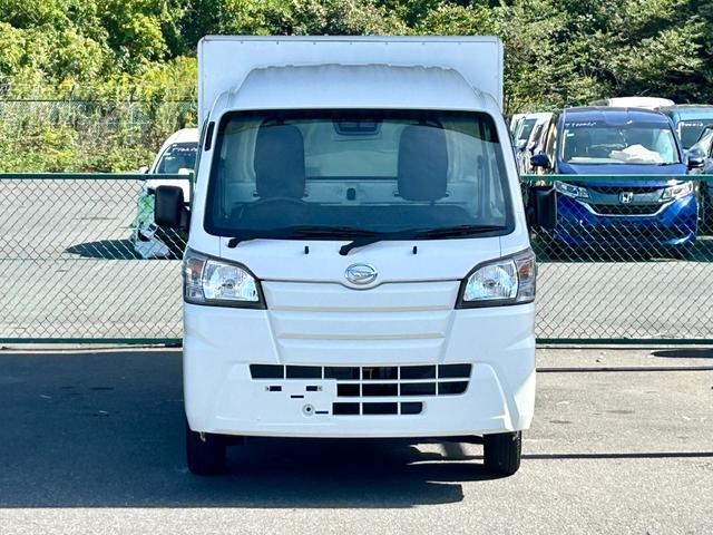 ハイゼットトラック 4WD FRP中温冷蔵冷凍車 -7℃設定 デンソー冷凍機 片側スライドドア リヤワンタッチ扉 スマートアシスト 障害物センサー 90度ストッパー 樹脂製スノコ 庫内ライト 荷箱カギ(7枚目)