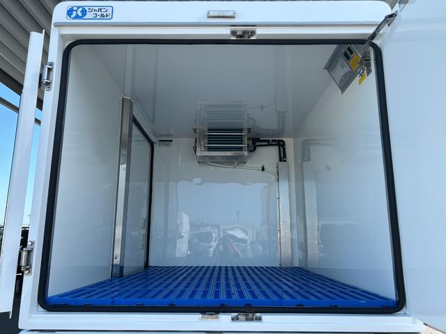 ハイゼットトラック 4WD FRP中温冷蔵冷凍車 -7℃設定 デンソー冷凍機 片側スライドドア リヤワンタッチ扉 スマートアシスト 障害物センサー 90度ストッパー 樹脂製スノコ 庫内ライト 荷箱カギ(16枚目)