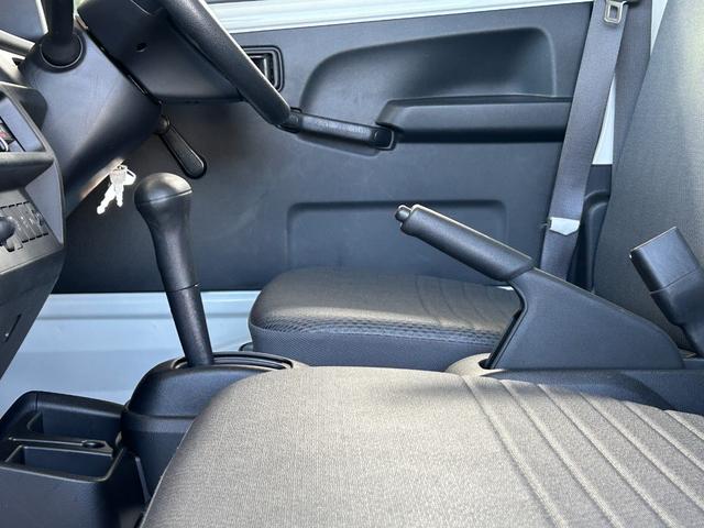 ハイゼットトラック 4WD FRP中温冷蔵冷凍車 -7℃設定 デンソー冷凍機 片側スライドドア リヤワンタッチ扉 スマートアシスト 障害物センサー 90度ストッパー 樹脂製スノコ 庫内ライト 荷箱カギ(39枚目)