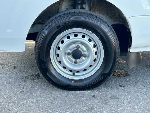 ハイゼットトラック 4WD FRP中温冷蔵冷凍車 -7℃設定 デンソー冷凍機 片側スライドドア リヤワンタッチ扉 スマートアシスト 障害物センサー 90度ストッパー 樹脂製スノコ 庫内ライト 荷箱カギ(47枚目)