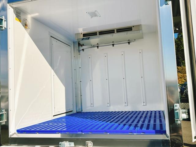 ハイゼットトラック ジャンボエクストラ 4WD 低温冷蔵冷凍車 -25℃設定 日章冷凍2コンプレッサー冷凍機 薄型エバポレータ 片側ドア リヤロックロッド扉 スマートキー PW スマアシ 電動格納ミラー 障害物センサー レーンキープアシスト(17枚目)
