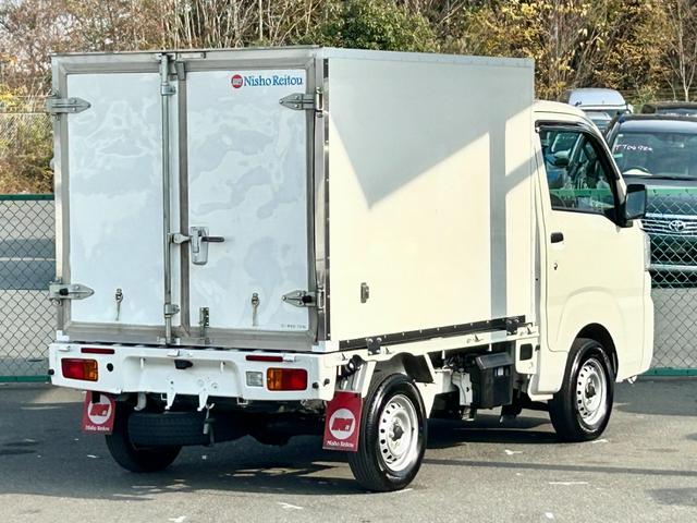 ハイゼットトラック 冷蔵冷凍車 中温-5℃設定 日章冷凍2コンプレッサー冷凍機 片側スライドドア リヤロックロッド扉 ABS 90度ストッパー 樹脂製スノコ 庫内ライト 荷箱カギ(5枚目)