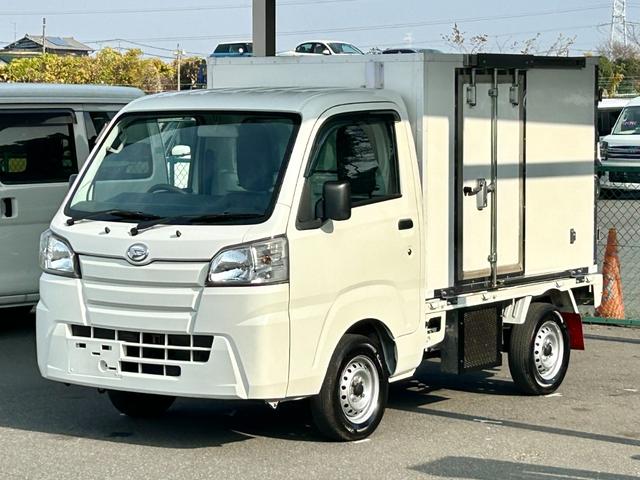 ハイゼットトラック 冷蔵冷凍車 中温-5℃設定 日章冷凍2コンプレッサー冷凍機 片側スライドドア リヤロックロッド扉 ABS 90度ストッパー 樹脂製スノコ 庫内ライト 荷箱カギ(8枚目)