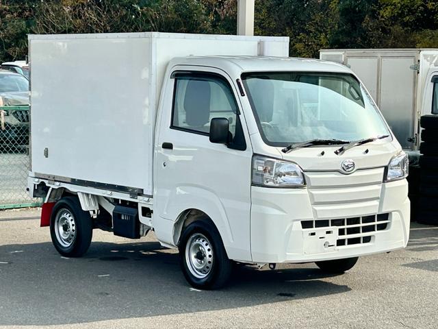 ハイゼットトラック 冷蔵冷凍車 中温-5℃設定 日章冷凍2コンプレッサー冷凍機 片側スライドドア リヤロックロッド扉 ABS 90度ストッパー 樹脂製スノコ 庫内ライト 荷箱カギ(9枚目)