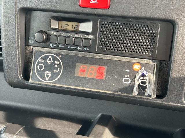 ハイゼットトラック 冷蔵冷凍車 中温-5℃設定 日章冷凍2コンプレッサー冷凍機 片側スライドドア リヤロックロッド扉 ABS 90度ストッパー 樹脂製スノコ 庫内ライト 荷箱カギ(27枚目)