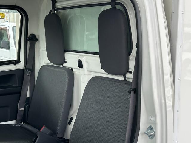 ハイゼットトラック 冷蔵冷凍車 中温-5℃設定 日章冷凍2コンプレッサー冷凍機 片側スライドドア リヤロックロッド扉 ABS 90度ストッパー 樹脂製スノコ 庫内ライト 荷箱カギ(32枚目)