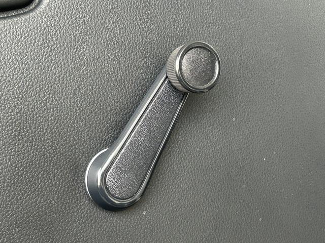 ハイゼットトラック 冷蔵冷凍車 中温-5℃設定 日章冷凍2コンプレッサー冷凍機 片側スライドドア リヤロックロッド扉 ABS 90度ストッパー 樹脂製スノコ 庫内ライト 荷箱カギ(37枚目)