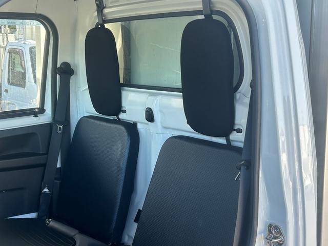 ハイゼットトラック スタンバイ付き低温冷蔵冷凍車 -20℃設定 2コンプ仕様 エレクール2コンプレッサー仕様 片側スライドドア 外部電源用スタンバイケーブル スマートアシスト スマートキー プッシュスタート 電動格納ミラー PW ETC 90度ストッパー 樹脂製スノコ(36枚目)