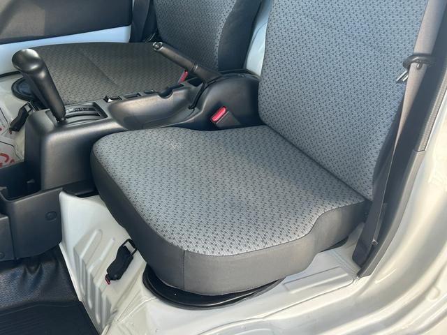 キャリイトラック 冷蔵冷凍車 中温‐5℃設定 キャリイ食品シリーズ スズキ純正 キャリイ食品シリーズ 片側スライドドア リヤワンタッチ扉 キーレス パワーウィンドウ ETC 助手席エアバッグ ABS スノコ 庫内ライト 荷箱カギ(32枚目)