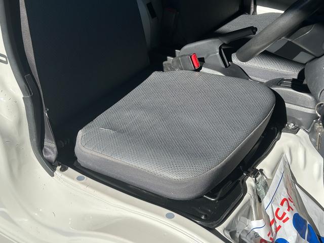 ハイゼットトラック FRP中温冷蔵冷凍車 -7℃設定 デンソー冷凍機 ダイハツ純正 両側スライドドア リヤワンタッチ扉 助手席エアバッグ ABS 90度ストッパー 樹脂製スノコ 庫内ライト 荷箱カギ(25枚目)