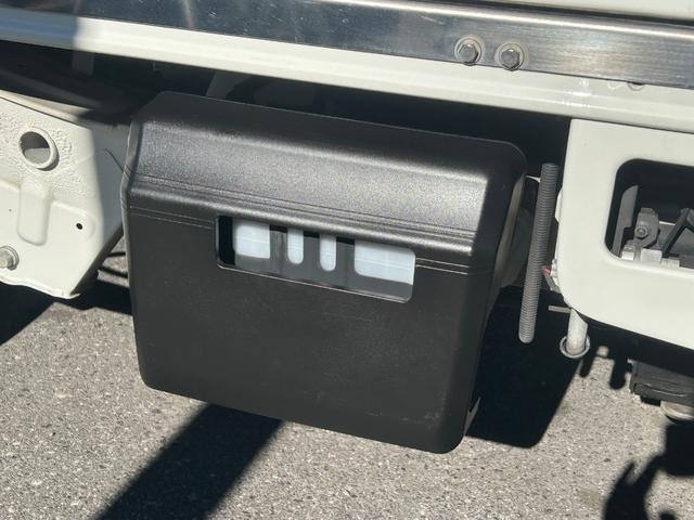 ハイゼットトラック FRP中温冷蔵冷凍車 -7℃設定 デンソー冷凍機 ダイハツ純正 両側スライドドア リヤワンタッチ扉 助手席エアバッグ ABS 90度ストッパー 樹脂製スノコ 庫内ライト 荷箱カギ(42枚目)