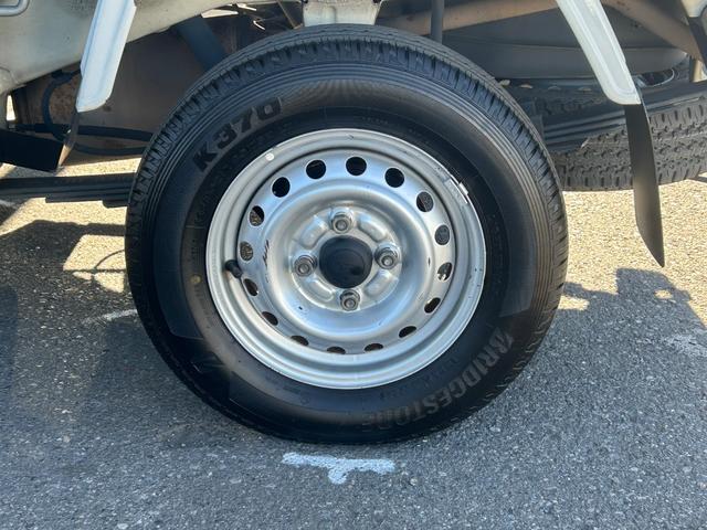 ハイゼットトラック FRP中温冷蔵冷凍車 -7℃設定 デンソー冷凍機 ダイハツ純正 両側スライドドア リヤワンタッチ扉 助手席エアバッグ ABS 90度ストッパー 樹脂製スノコ 庫内ライト 荷箱カギ(45枚目)