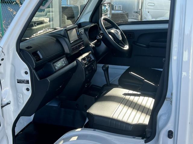 ハイゼットトラック FRP中温冷蔵冷凍車 -7℃設定 デンソー冷凍機 片側スライドドア スマートアシスト LED・省力パック スマートインナーミラー プッシュスタート 電動格納ミラー 純正ナビ・TV・Bカメラ・ETC 90度ストッパー 樹脂製スノコ 庫内ライト(37枚目)