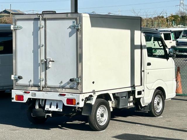 キャリイトラック ４ＷＤ　低温冷蔵冷凍車　－２０℃設定　キャリイ食品シリーズ　サーモキング冷凍機　片側スライドドア　リヤロックロッド扉　キーレス　パワーウィンドウ　ＥＴＣ　助手席エアバッグ　ＡＢＳ　スノコ　荷箱カギ（14枚目）