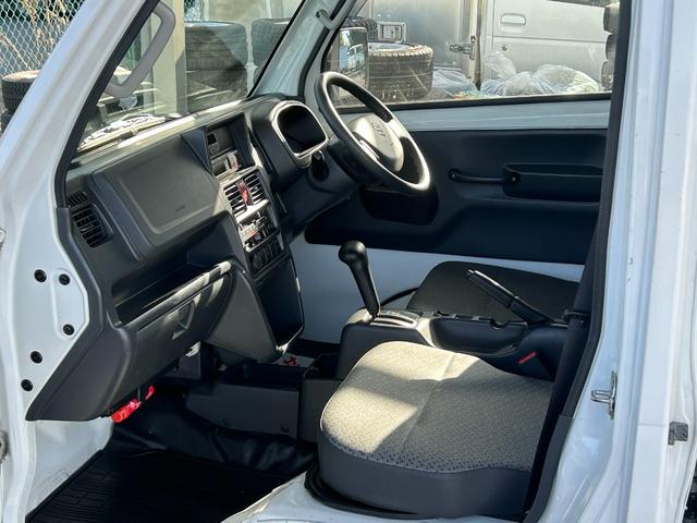 キャリイトラック ４ＷＤ　低温冷蔵冷凍車　－２０℃設定　キャリイ食品シリーズ　サーモキング冷凍機　片側スライドドア　リヤロックロッド扉　キーレス　パワーウィンドウ　ＥＴＣ　助手席エアバッグ　ＡＢＳ　スノコ　荷箱カギ（30枚目）