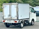 ハイゼットトラック 低温冷蔵冷凍車　－２２℃設定　ダイハツ純正　デンソー冷凍機　片側ドア　リヤロックロッド扉　キーレス　パワーウィンドウ　助手席エアバッグ　ＡＢＳ　９０度ストッパー　樹脂製スノコ　庫内ライト　荷箱カギ（5枚目）