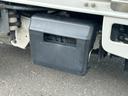 低温冷蔵冷凍車　－２２℃設定　ダイハツ純正　デンソー冷凍機　片側ドア　リヤロックロッド扉　キーレス　パワーウィンドウ　助手席エアバッグ　ＡＢＳ　９０度ストッパー　樹脂製スノコ　庫内ライト　荷箱カギ（42枚目）
