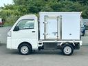 ４ＷＤ　低温冷蔵冷凍車　－２２℃設定　ダイハツ純正　デンソー冷凍機　片側ドア　リヤロックロッド扉　キーレス　パワーウィンドウ　ＥＴＣ　助手席エアバッグ　ＡＢＳ　９０度ストッパー　樹脂製スノコ　庫内ライト　荷箱カギ（10枚目）
