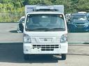 ＮＴ１００クリッパートラック 冷蔵冷凍車　中温－５℃設定　菱重コールドチェーン２コンプ仕様　菱重コールドチェーン２コンプレッサー冷凍機　薄型エバポレータ　片側スライドドア　リヤワンタッチ扉　キーレス　ＰＷ　バックカメラ・ＥＴＣ　助手席エアバッグ　ＡＢＳ　９０度ストッパー　樹脂製スノコ（7枚目）