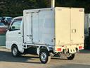 ４ＷＤ　冷蔵冷凍車　中温‐５℃設定　菱重コールドチェーン　２コンプレッサー冷凍機　片側スライドドア　リヤワンタッチ扉　９０度ストッパー　樹脂製スノコ　庫内ライト　荷箱カギ（15枚目）
