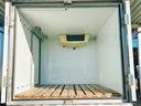 キャリイトラック 冷蔵冷凍車 中温‐5℃設定 キャリイ食品シリーズ スズキ純正 キャリイ食品シリーズ 片側スライドドア リヤワンタッチ扉 キーレス パワーウィンドウ ETC 助手席エアバッグ ABS スノコ 庫内ライト 荷箱カギ(6枚目)