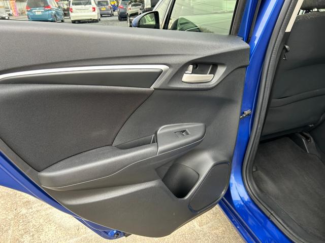 フィット 13G・Lパッケージ ナビ ETC ドラレコ ワンセグ LED(25枚目)