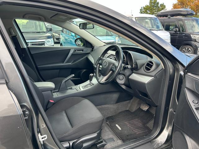 アクセラスポーツ 1.5Sスタイル 16inch ETC 純正ナビ ワンセグ MTモード(10枚目)